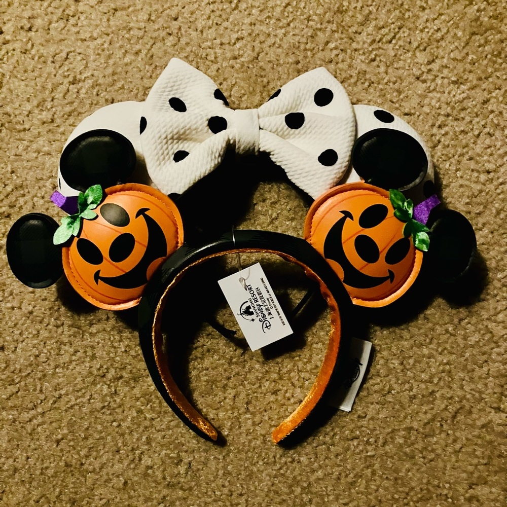 Disney Mickey Pumpkin & custom made polka dot ears duo